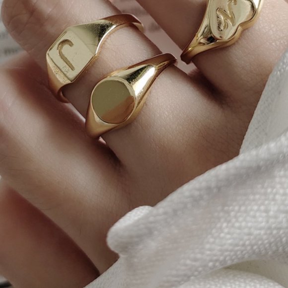 Classic Signet Ring, (Solid Silver Signet Ring) - Picture 6 of 14